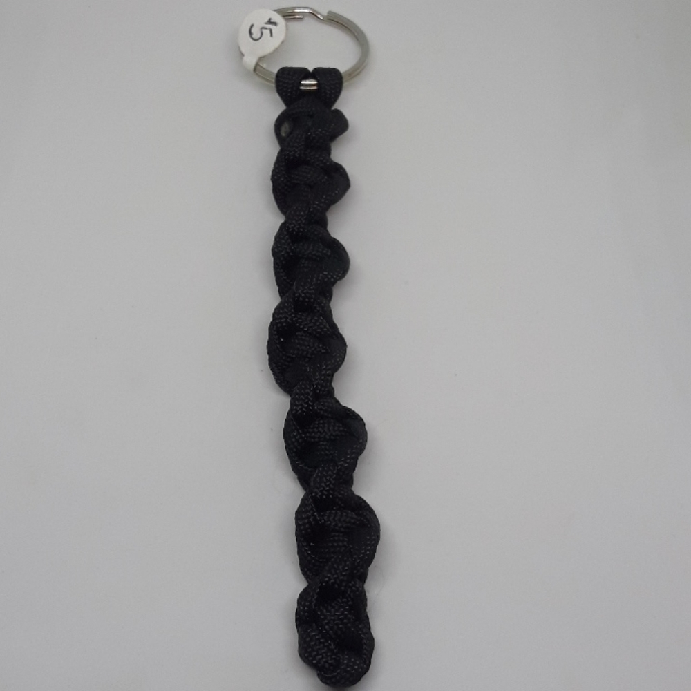 Hsndmade 550 paracord keychain